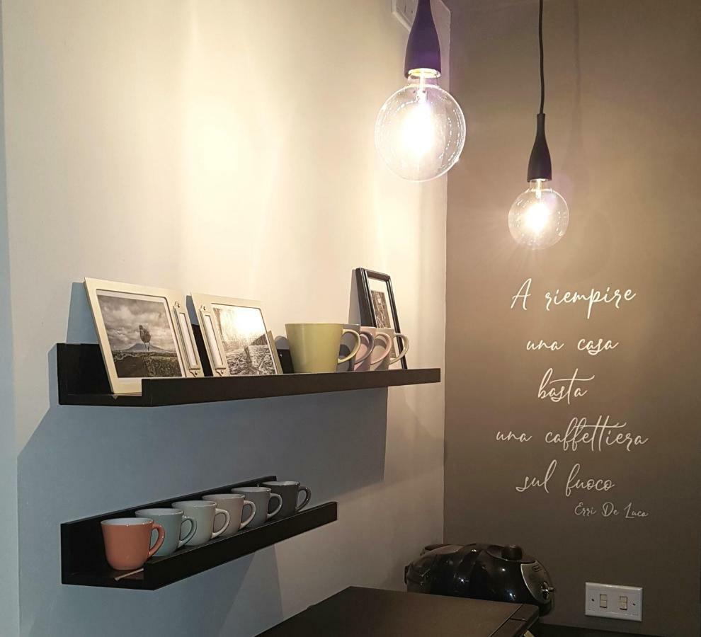 Apartamento Casa Maulu A Napoli Centro Exterior foto